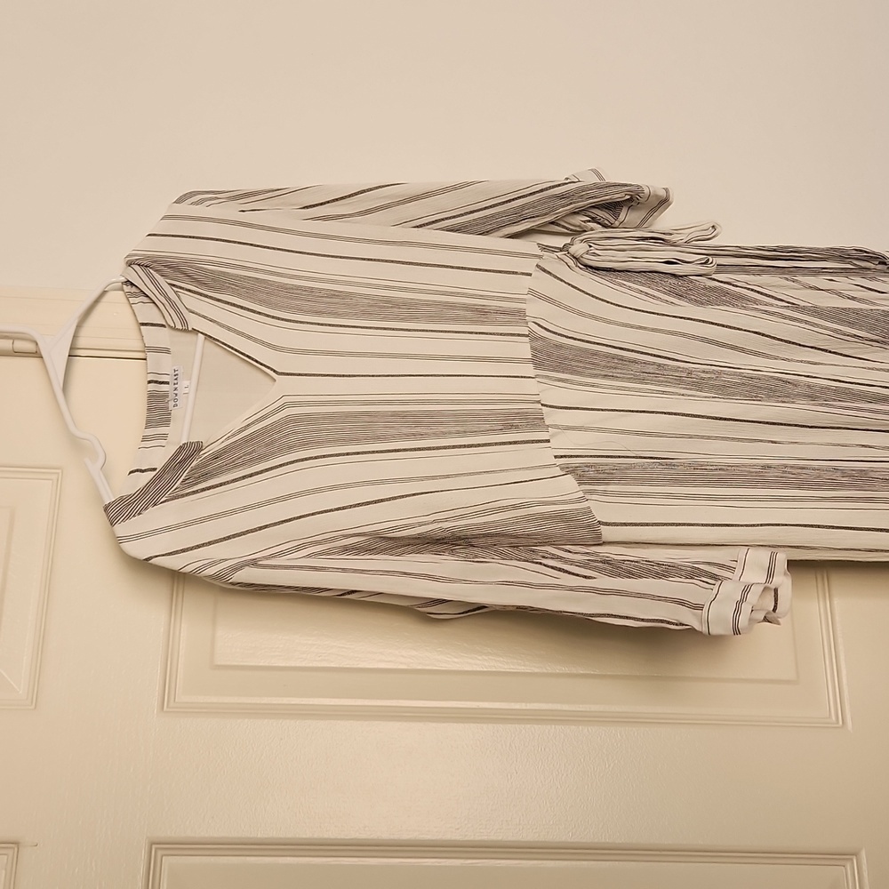 DOWNEAST Spinstriped Longsleeve Maxi Wrap Dress. Size Large - Picture 11 of 12
